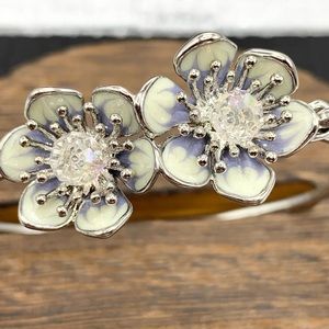Floral Bangle Bracelet